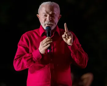 Lula fala em fim das bets e manda times viverem “sem lavagem de dinheiro”.