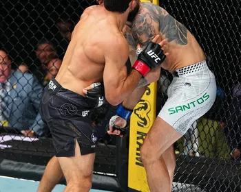 Maurício Ruffy trava batalha intensa, mas é derrotado por Tsarukyan no UFC 331