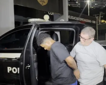 Preso suspeito de cometer arrastão no conjunto Medeiros Neto, em Maceió; carro foi apreendido