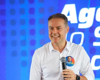 Renan aposta em energia a gás para gerar empregos e contrapõe experiência ao improviso