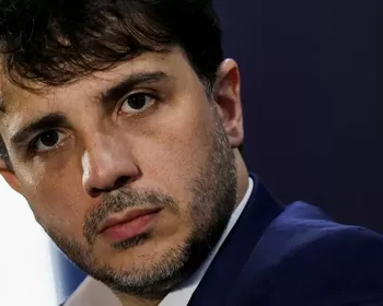 Renan diz "não votar em bandido" e nega apoio a Lula e Flávio no 2º turno