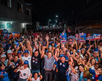 Renan Filho e grupo dos Pereira reúnem multidão em Teotônio Vilela