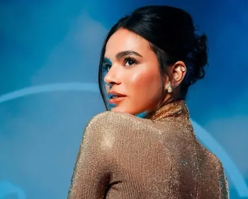Vestido sob medida da Gucci é item-desejo entre famosas. Veja quem já usou