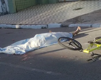 Vídeo: adolescente de 16 anos morre após ter a cabeça atingida por caminhão no Trapiche