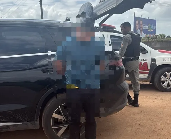 Guarda Municipal detém homem suspeito de roubo e apreende celulares e simulacro