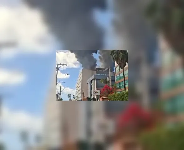 Hóspedes são retirados às pressas de hotel incendiado em Cruz das Almas