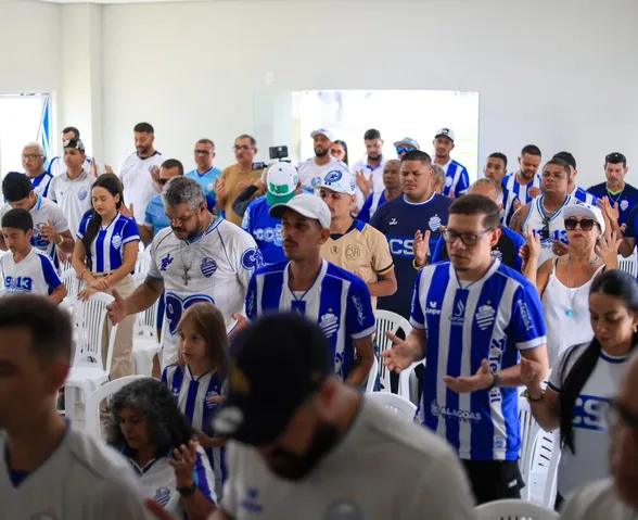 Missa, ausências e clima de cobrança marcam o aniversário de 113 anos do CSA