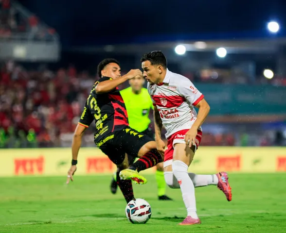 Primeiro tempo de muito equilíbrio entre CRB e Sport; acompanhe ao vivo na Gazeta