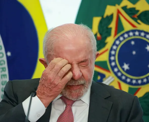 Sem mencionar Moraes, Lula rompe silêncio e grava vídeo sobre crise no STF