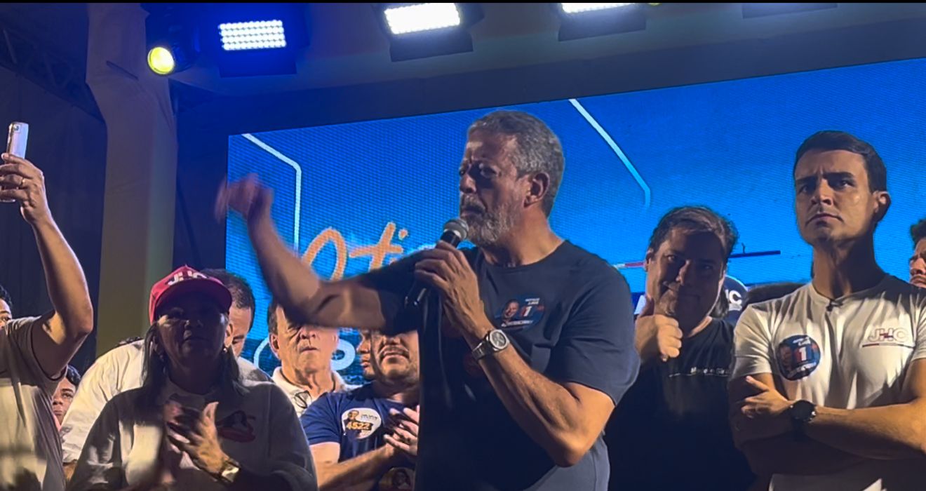 Ao lado de JHC, Arthur promete unir capital e interior e destaca entregas em Alagoas