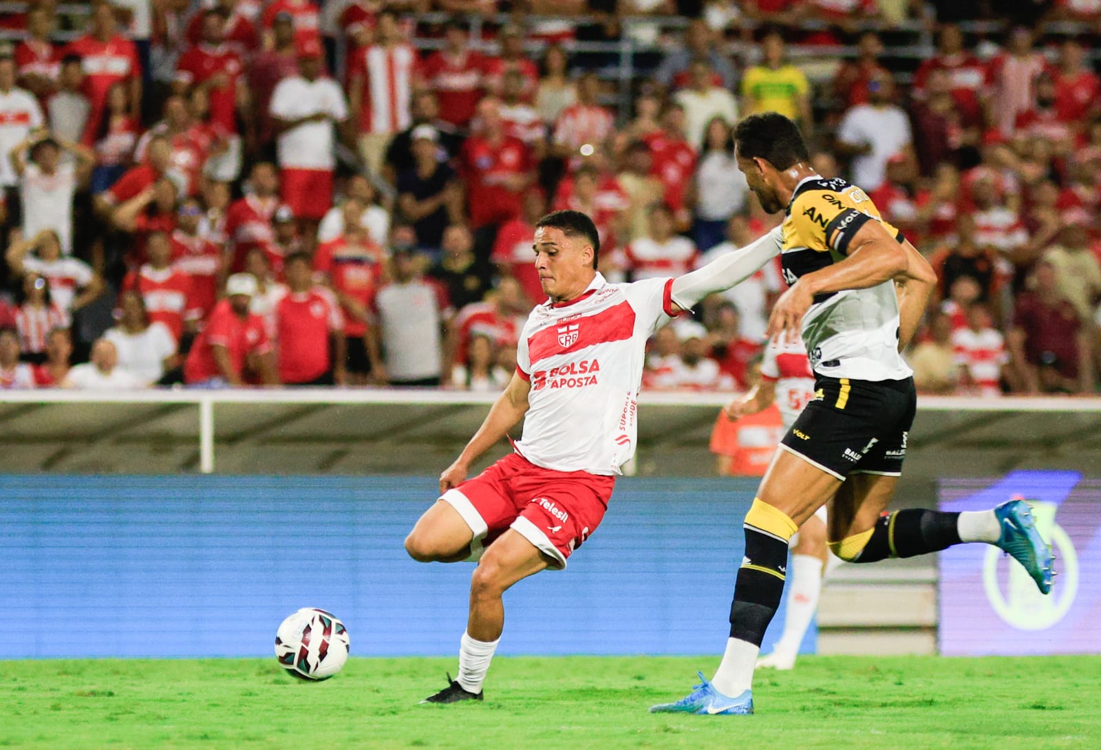 Fim do primeiro tempo e tudo igual entre CRB e Criciúma: 1 a 1; siga ao vivo na Gazeta!