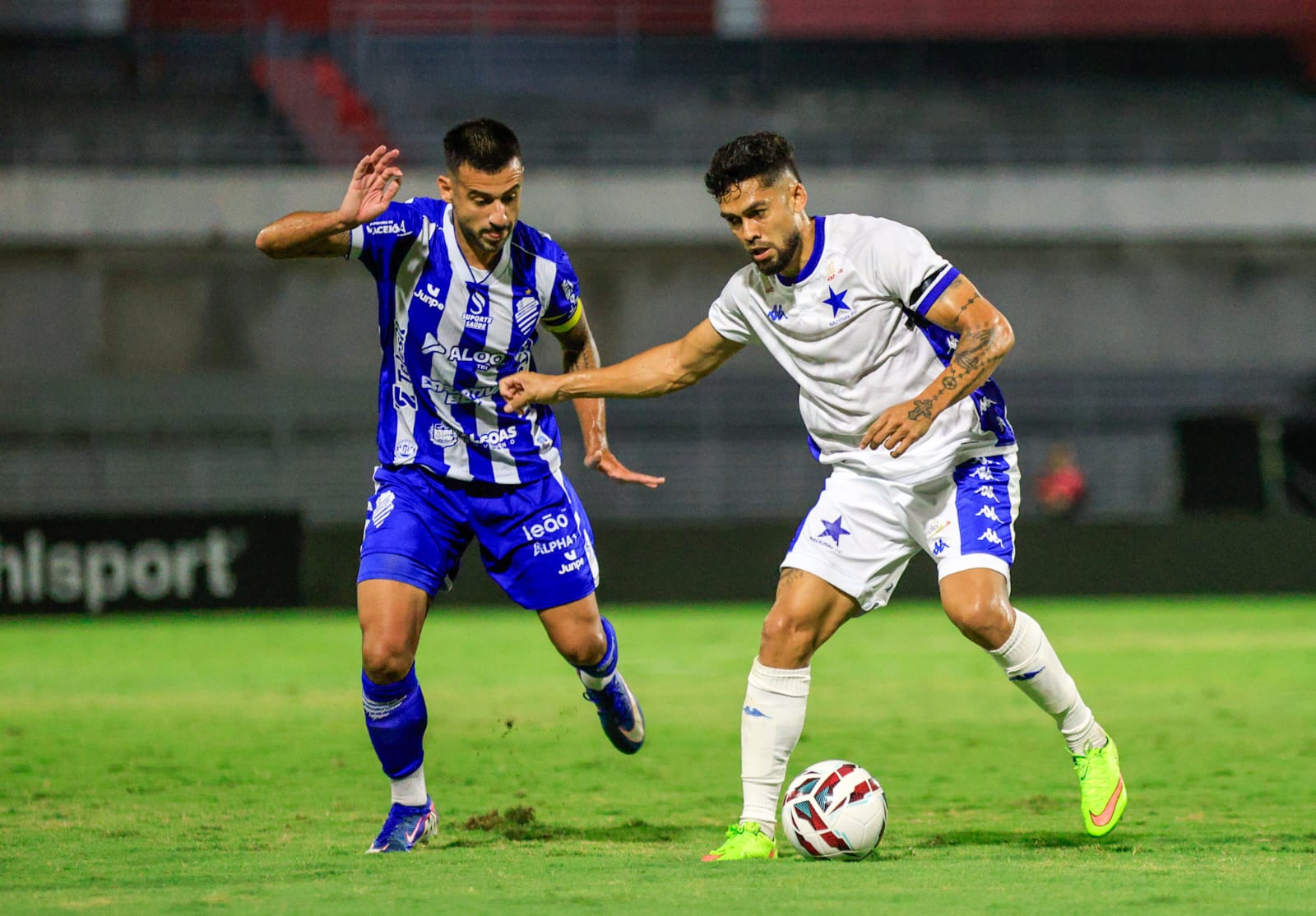 Fim do primeiro tempo e nada de gols entre CSA e Nacional; acompanhe ao vivo na TV Gazeta