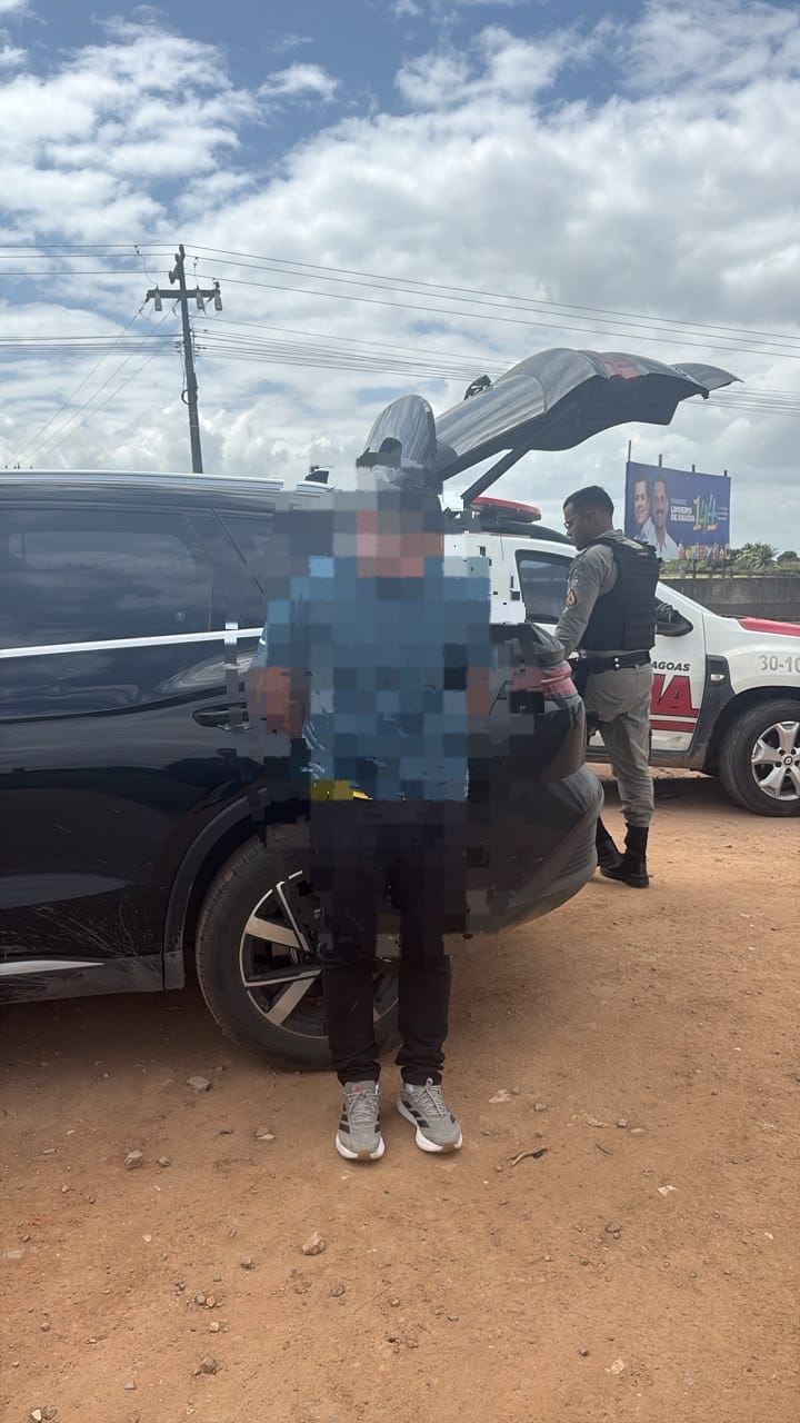Guarda Municipal detém homem suspeito de roubo e apreende celulares e simulacro