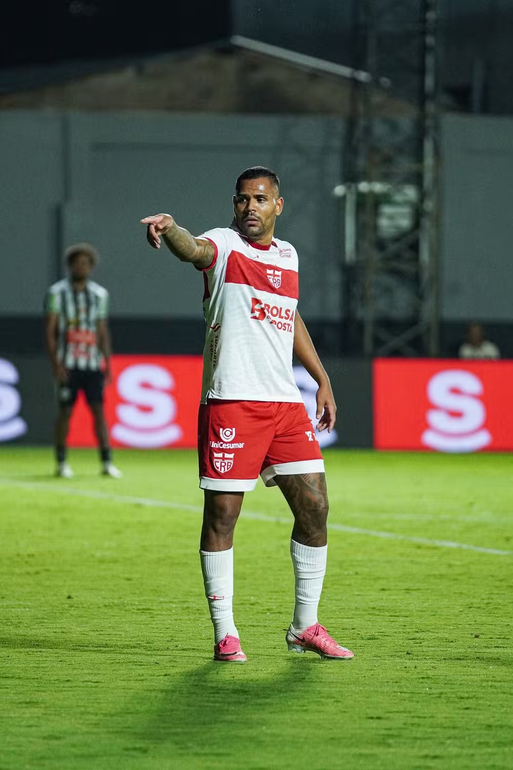 Marlon Araújo aponta maturidade do CRB e explica evolução defensiva