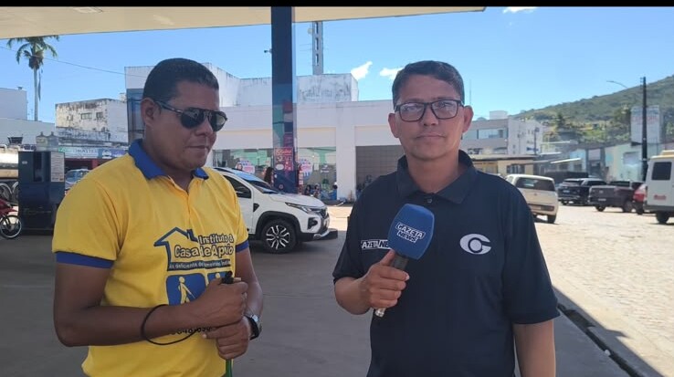Pessoa com deficiência visual denuncia acidentes com toldos de lojas no Centro de Palmeira dos Índios