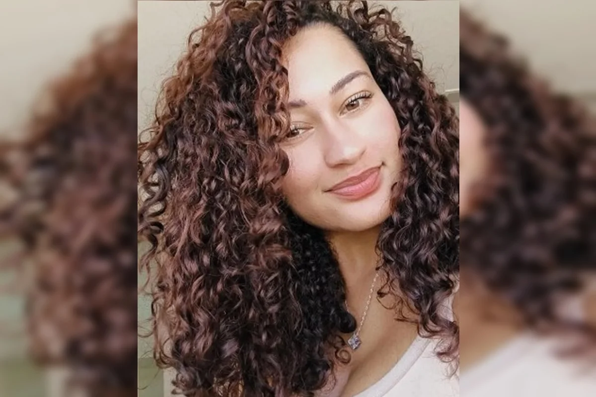 VÍDEO: Mulher que foi acorrentada diz que ex jogou ácido na boca dela