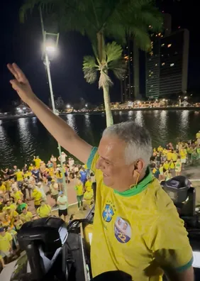 Alfredo Gaspar participa do Bloquinho do 22 em Campina Grande e reforça campanha no NE