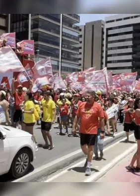 Caminhada pró-Lula em Maceió vai do Vera Arruda ao Marco dos Corais; veja como foi