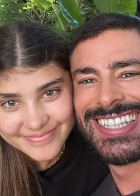 Cauã Reymond fala sobre paternidade e revela quebra de padrões com a filha