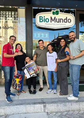 Gazeta FM entrega PlayStation 5 a vencedor de promoção do mês das crianças