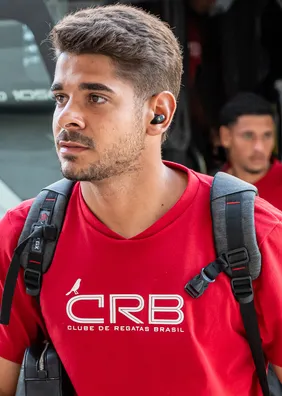 João Neto destaca união do CRB na briga pelo G6: 'Estamos fechados