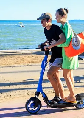 Após acidentes, orla de Maceió ganha medidores de velocidade para patinetes e bicicletas