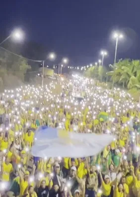 Manifestação reúne apoiadores de Flávio Bolsonaro em Arapiraca neste sábado