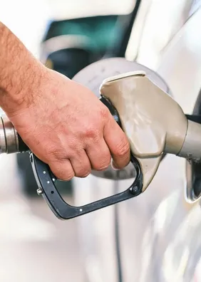 Redução de impostos sobre combustíveis: quando o desconto chega às bombas?
