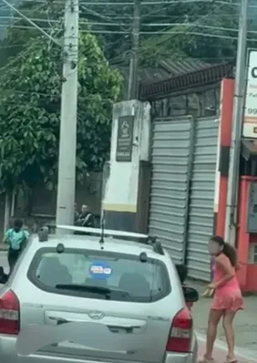 Motorista embriagado atropela crianças em manifestação no litoral