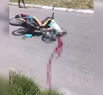 Câmeras registram momento em que motociclista é baleado na Santa Amélia