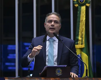 Após derrota para JHC, Renan Filho reassume mandato e provoca críticos da escala 6x1