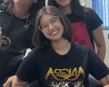 Entenda a nova confusão envolvendo Angra, ex-membros e Eduarda Campopiano