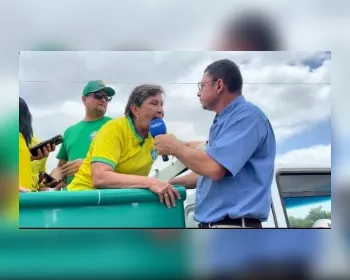 'Flávio tratorou Lula', diz Célia Rocha sobre debate presidencial