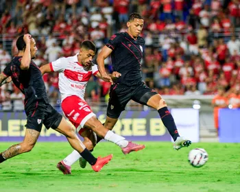 Hereda abre o placar para o CRB contra o Atlético-GO: 1 a 0; acompanhe ao vivo na Gazeta