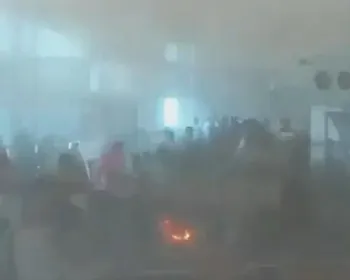 Imagens mostram momento em que míssil atinge aeroporto da Arábia Saudita