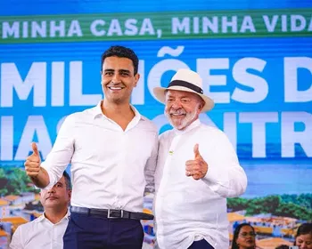 JHC parabeniza Lula após vitória e pede para 'desarmar os palanques'