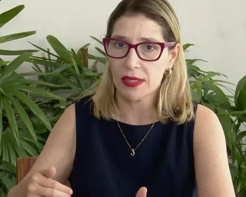 Júlia Nunes relata cobrança por ser mãe durante campanha: “Homens não são julgados”