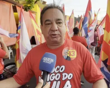 Marcos Barbosa aposta em vitória de Lula durante ato na orla lagunar de Maceió