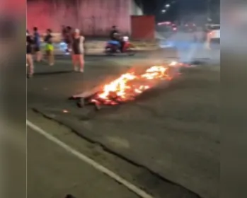 Moradores da Santa Amélia protestam contra falta e qualidade da água fornecida pela BRK