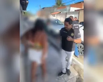 Mulher é presa suspeita de dopar idosos e aplicar golpes de R$ 300 mil em Alagoas
