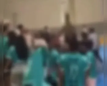 Pancadaria entre alunos interrompe jogos internos de escola estadual em Maceió