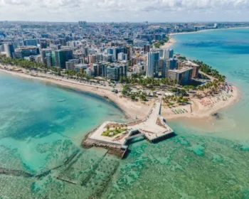‘Replantio’ de corais avança em Maceió com placas ecológicas produzidas com casca de sururu