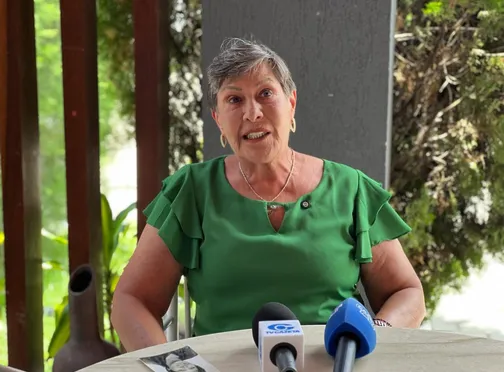 Célia declara apoio a Flávio, diz que JHC conhecia sua posição e prevê vitória no segundo turno