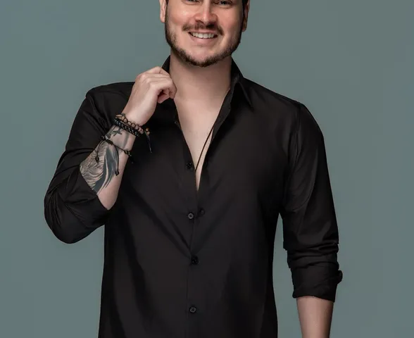 Alagoano de Atalaia, cantor Hudson Araújo é a mais nova revelação do The Voice Brasil