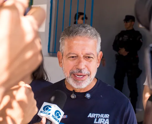 No dia da votação, Arthur Lira destaca trajetória em Brasília e demonstra confiança na vitória