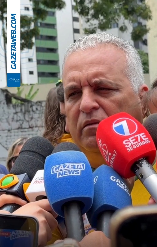 Após votar, Alfredo Gaspar diz estar confiante na vitória de Flávio Bolsonaro no primeiro turno