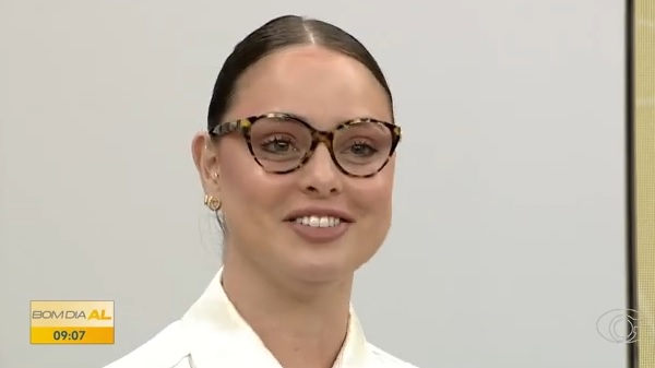 Apresentadora do Bom Dia Alagoas, Sofia Sepreny anuncia afastamento da TV