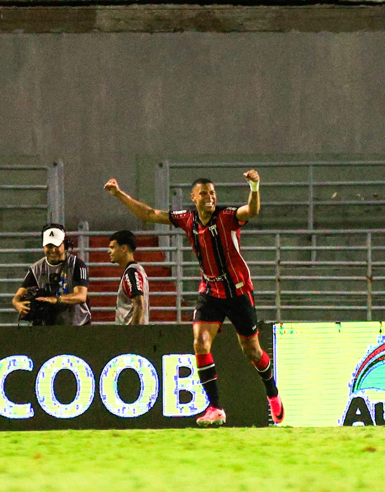 Pênalti, gol anulado e Galo fora do G-6: veja os melhores momentos de CRB 0-1 Botafogo-SP