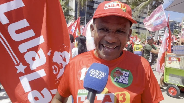 Porteiro do panelaço participa de ato pró-Lula e diz: “Até agora não sei por que fui detido”