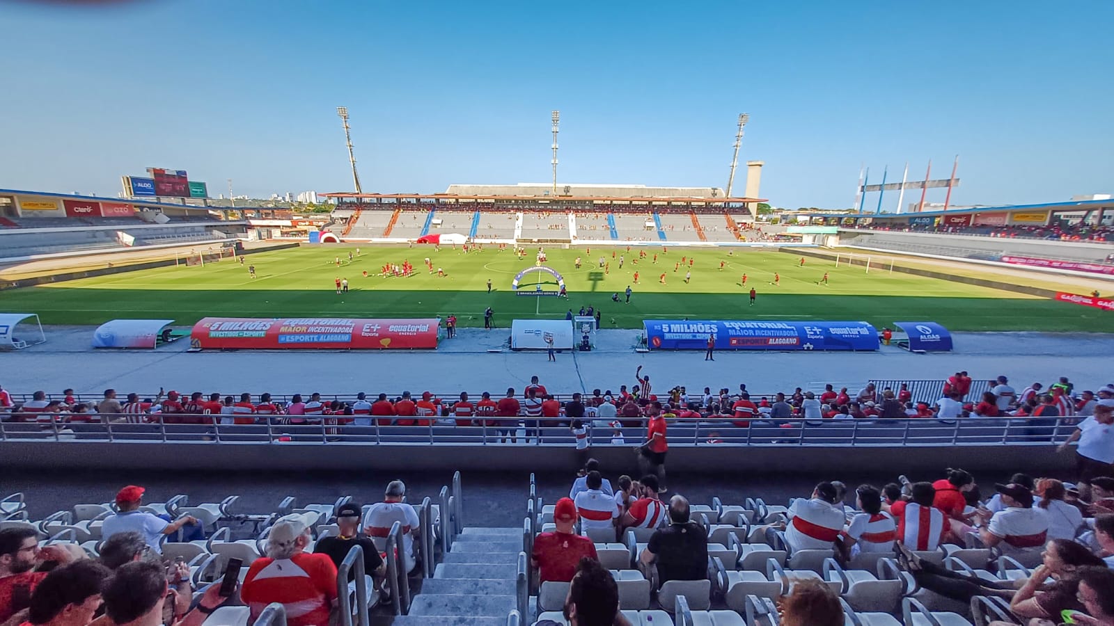 Bola em jogo para CRB e Botafogo-SP, no Estádio Rei Pelé; siga ao vivo na Gazeta